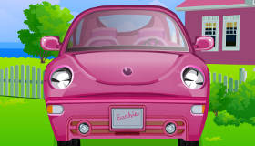 juegos de barbie en auto maquillandose